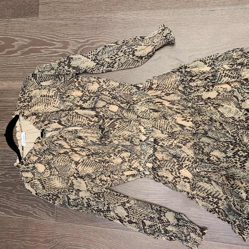 Mini dress
